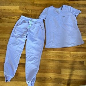 Figs lilac Scrub Set